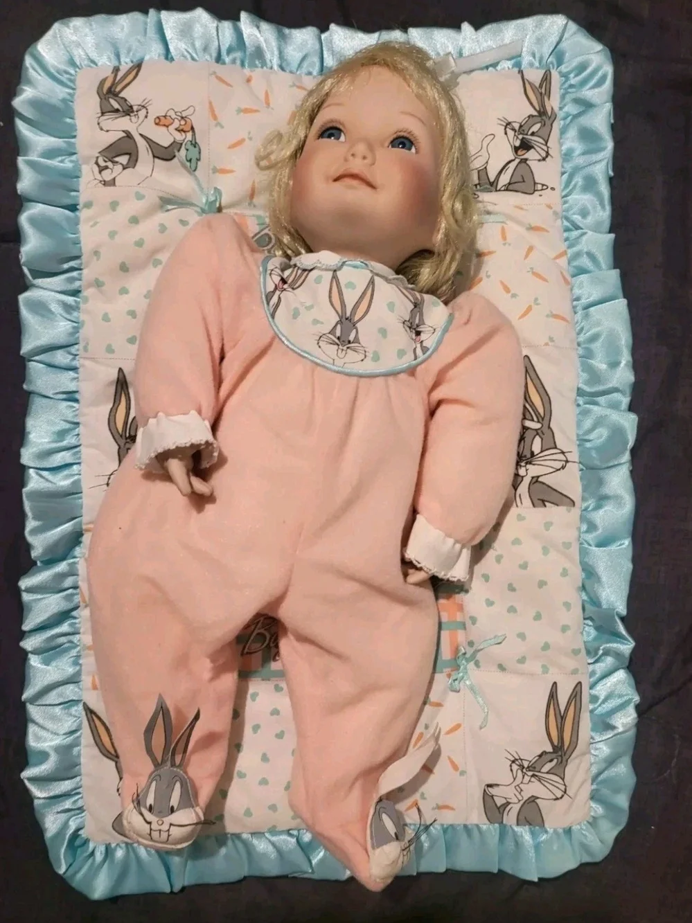 Ashton-Drake Some Bunny Loves You Looney Tunes Cuties Porcelain Doll 1998